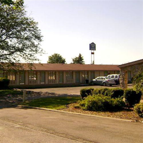 Oyo Hotel Wadsworth Oh I-76 Exterior foto